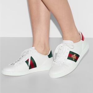 Women's Gucci Ace leather sneaker web bee metallic animal print heel 38.5 fits 9